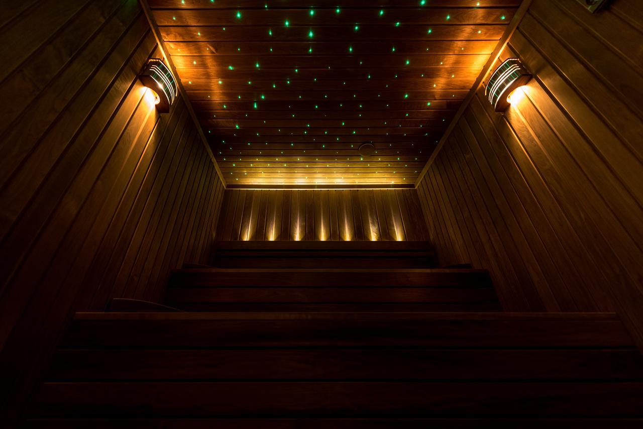 Fidelitas Hotel Sfântu-Gheorghe Exterior foto