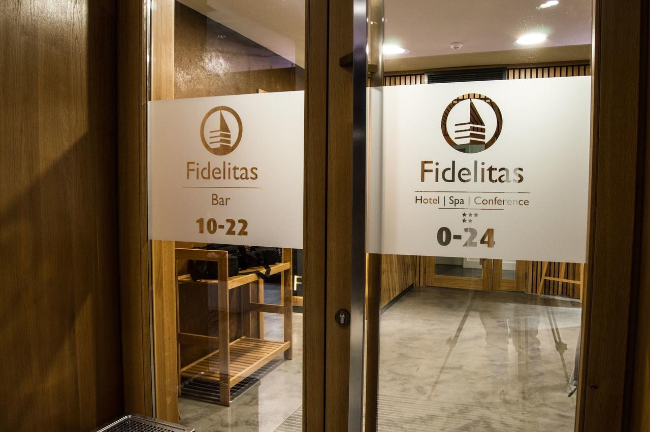 Fidelitas Hotel Sfântu-Gheorghe Exterior foto